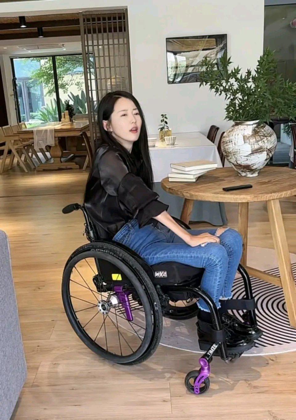 Kaiyun中国官网-励志！32岁新疆美女终身瘫痪，靠拉绳重获新生，参加残运会2项目