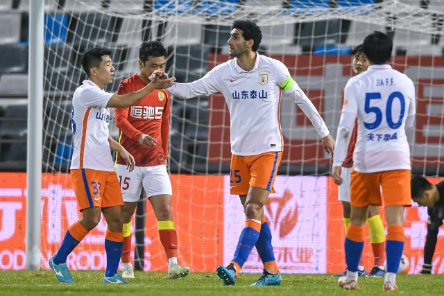 Kaiyun网页版-【中超】莫伊塞斯2球费莱尼破门 泰山4比2逆转广州